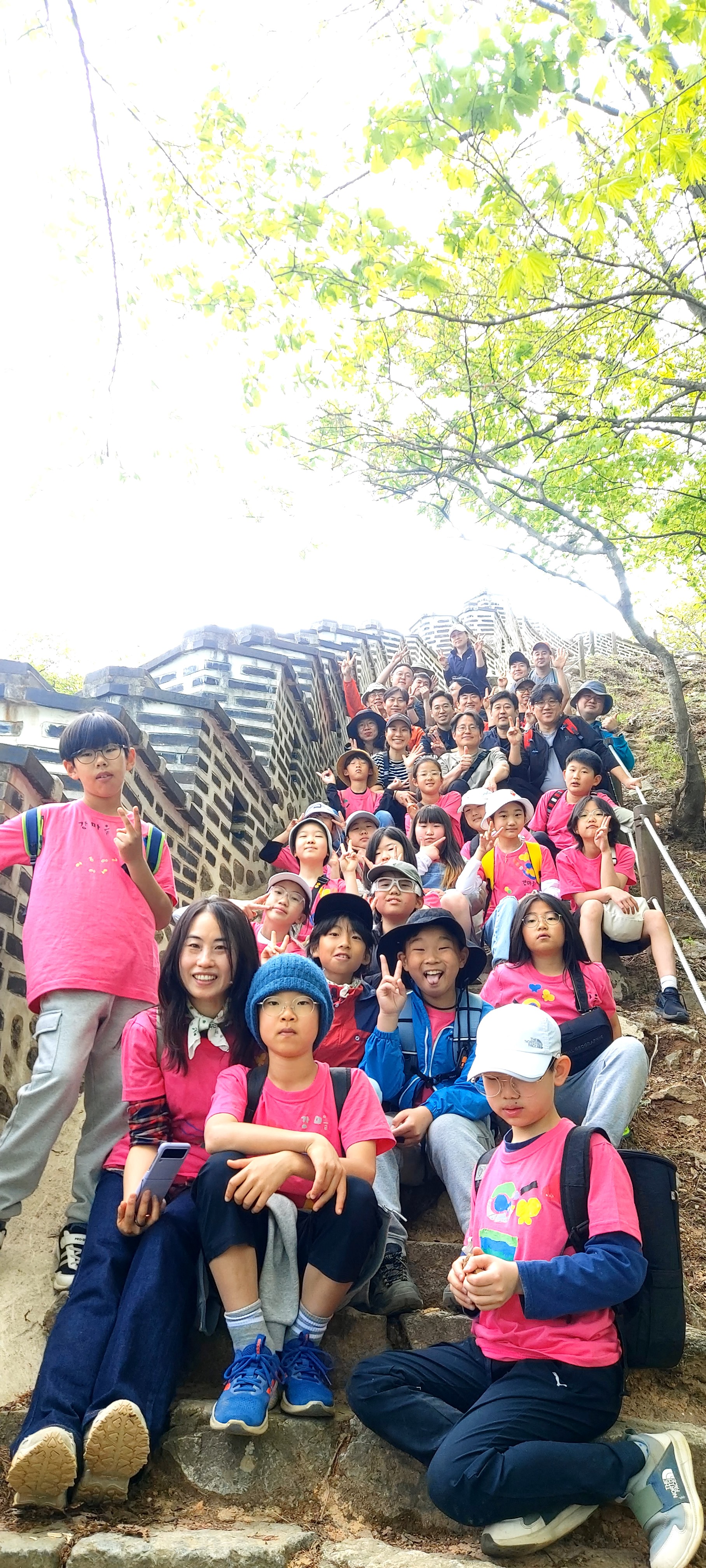 23 강마을 산성순례 모두함께 돌계단 _002 사진